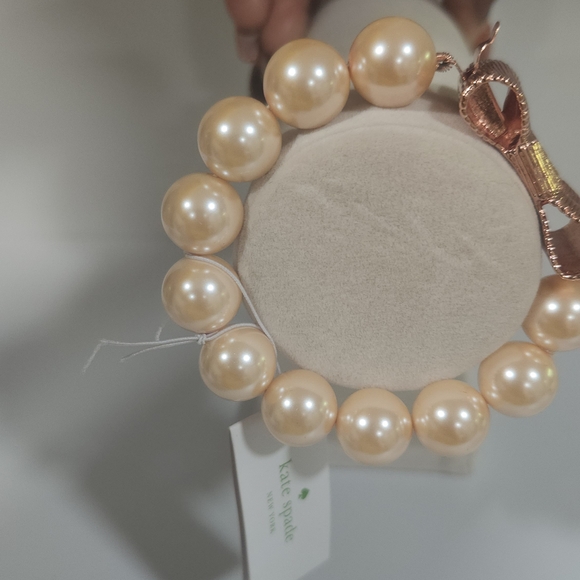 Kate Spade Pearl Bracelet with Rose Gold Bow - Picture 3 of 5
